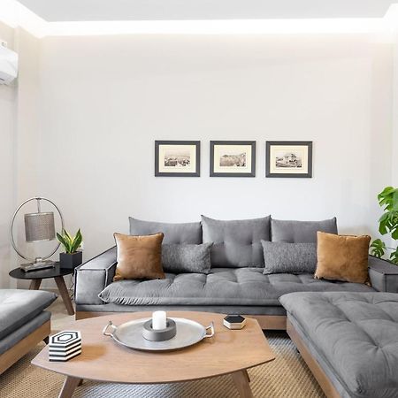 Deluxe 3-Bdrm Urban-Industrial Apt At Acropolis Atenas Exterior foto