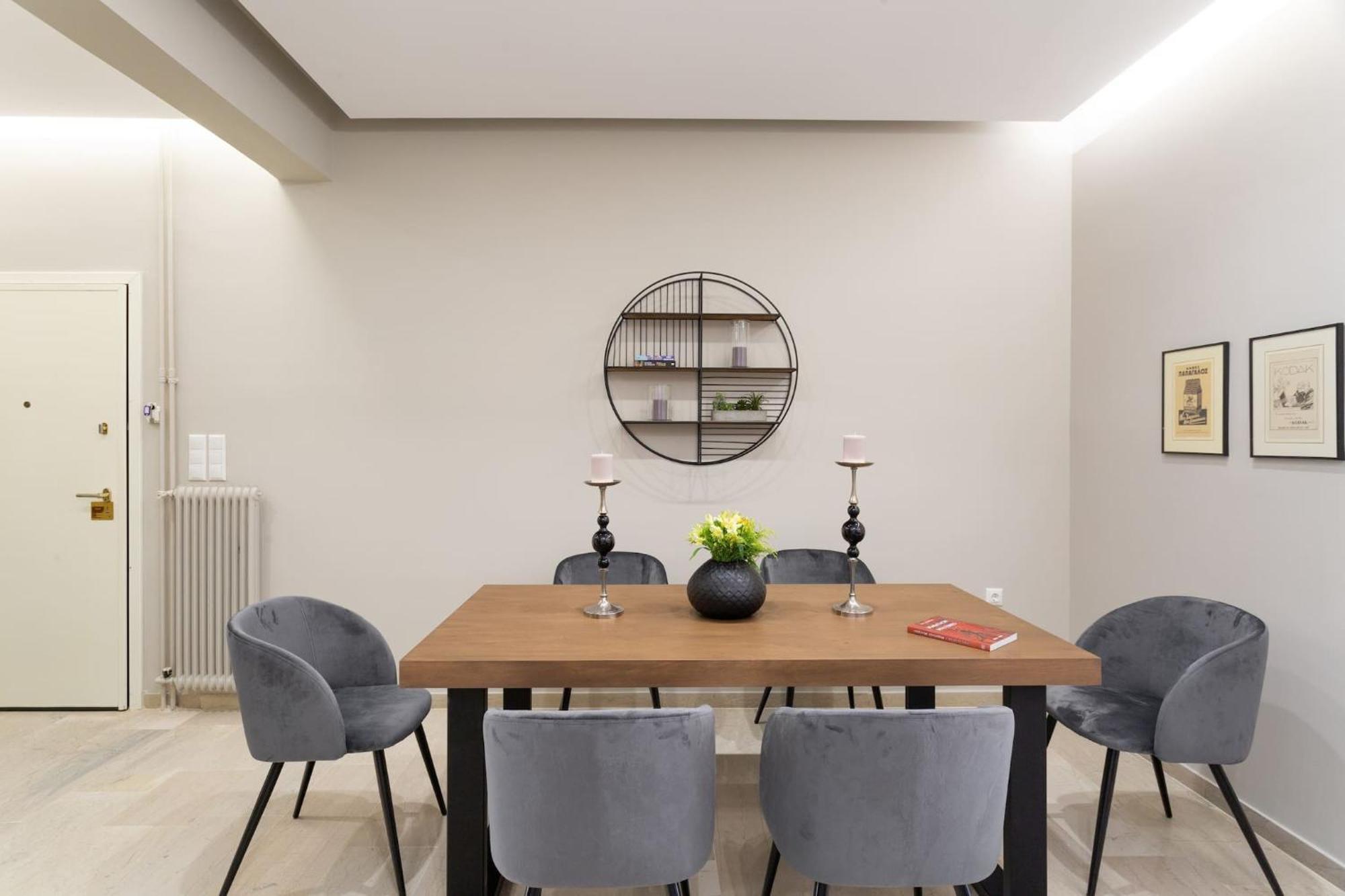 Deluxe 3-Bdrm Urban-Industrial Apt At Acropolis Atenas Exterior foto