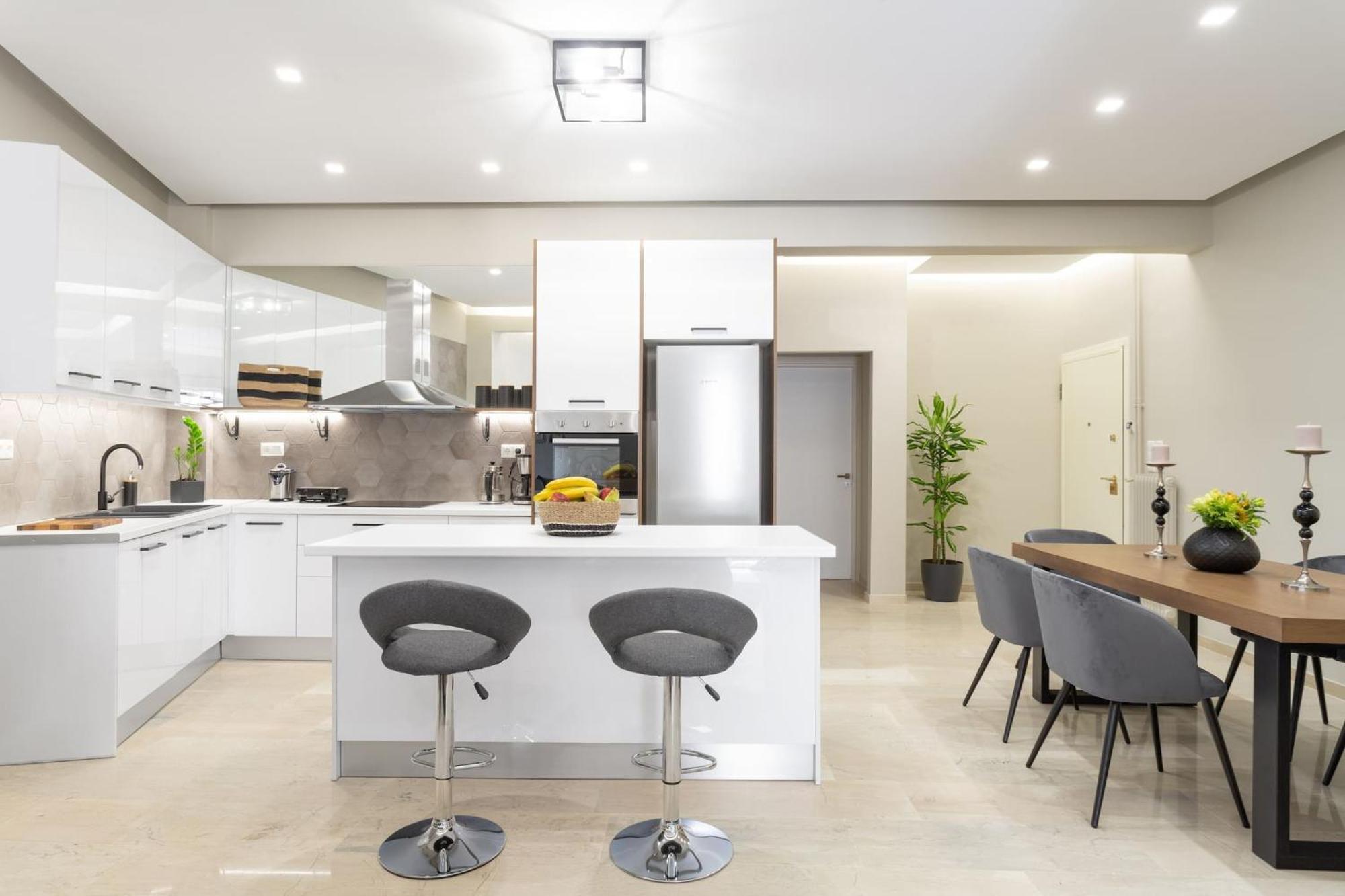 Deluxe 3-Bdrm Urban-Industrial Apt At Acropolis Atenas Exterior foto