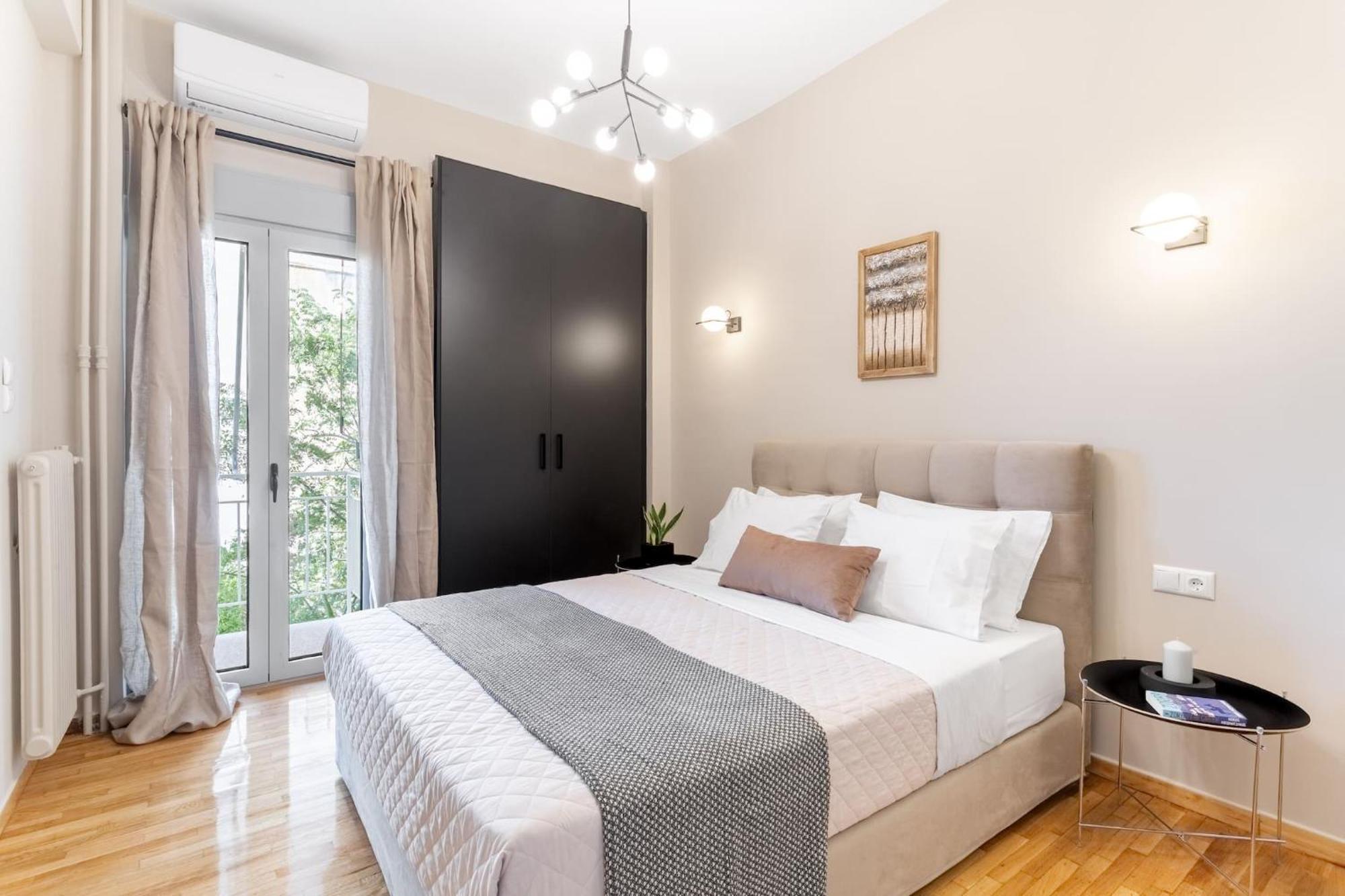 Deluxe 3-Bdrm Urban-Industrial Apt At Acropolis Atenas Exterior foto